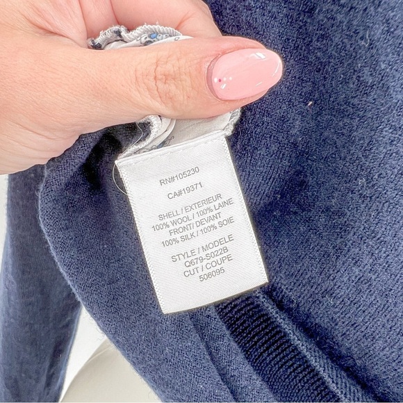 Equipment Femme “Roland” silk/wool navy/white sweater - Picture 6 of 7